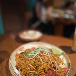 YiQi Pan Asian Cuisine