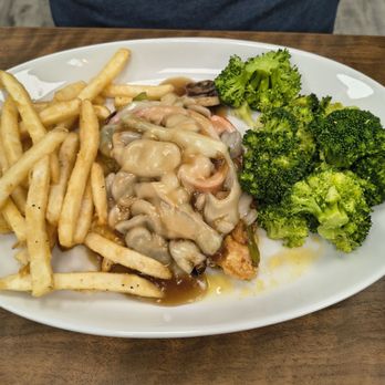 Syrup & Salt - Smothered chicken breast - American Near Me - Mesa, Arizona Syrup & Salt - Smothered chicken breast - American Near Me - Mesa, Arizona