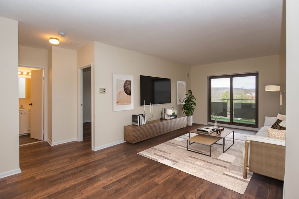 CHESTNUT HILL SOUTH APARTMENTS 835 Mix Ave, Hamden, Connecticut