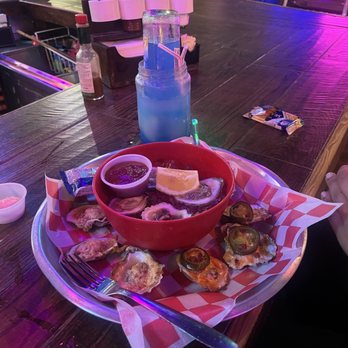 Paul's Restaurant & Bar - Oyster Sampler - Seafood Near Me - Houston, Texas Paul's Restaurant & Bar - Oyster Sampler - Seafood Near Me - Houston, Texas