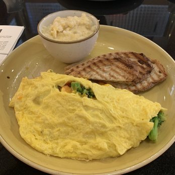 Corner Cafe - Vegetarian 3-Egg Omelet with toast and grits - Bakeries Near Me - Atlanta, Georgia