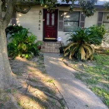 Busy Bee Lawn Care Heights - After mowing and raking - Lawn Services Near Me Busy Bee Lawn Care Heights - After mowing and raking - Lawn Services Near Me