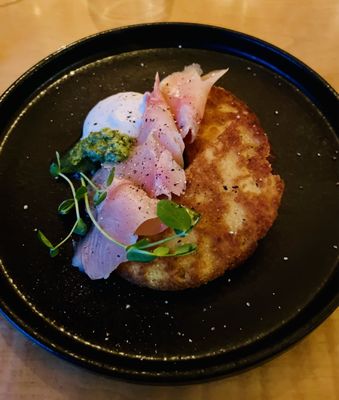 Le Caveau by null