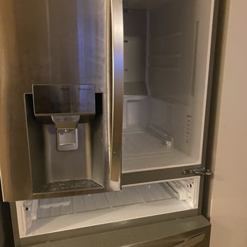 Wolley Movers - The refrigerator with one of the doors I removed without assistance. - Movers Near Me - Chicago, Illinois