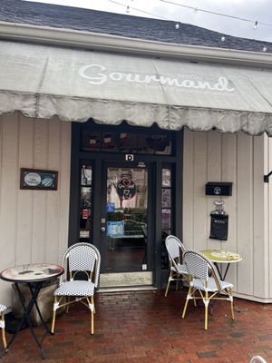 Little Gourmand by null