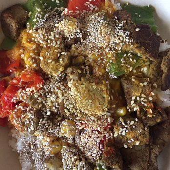 Basil Box - Steak rice bowl with peppers and corn and sesame and chia seeds on top - Vietnamese Near Me - Edmonton, Alberta