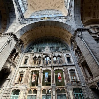 Station Antwerpen-Centraal - Inside - Train Stations Near Me - Antwerp, VAN