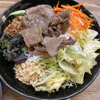 Pho Bar - Beef pho - Vietnamese Near Me - Prague, Puerto Rico