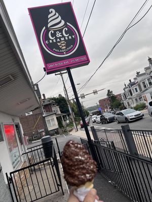 C & C CREAMERY by null