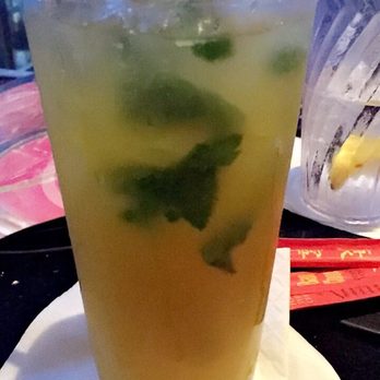 Dave & Buster's Ala Moana - this mojito was amazing:) altho ii dont drink ii barely even dented it, LOL - Arcades Near Me - Honolulu, Hawaii Dave & Buster's Ala Moana - this mojito was amazing:) altho ii dont drink ii barely even dented it, LOL - Arcades Near Me - Honolulu, Hawaii