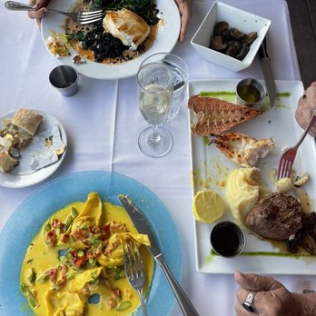 Moonshadows - Lobster Prawn Ravioli, surf and Turf, and Chilean Sea Bass. - Seafood Near Me - Malibu, California Moonshadows - Lobster Prawn Ravioli, surf and Turf, and Chilean Sea Bass. - Seafood Near Me - Malibu, California