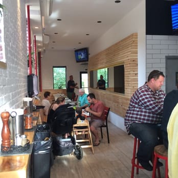 sLICe LIC - Interior - lots of seating - Italian Near Me - Long Island City, New York sLICe LIC - Interior - lots of seating - Italian Near Me - Long Island City, New York