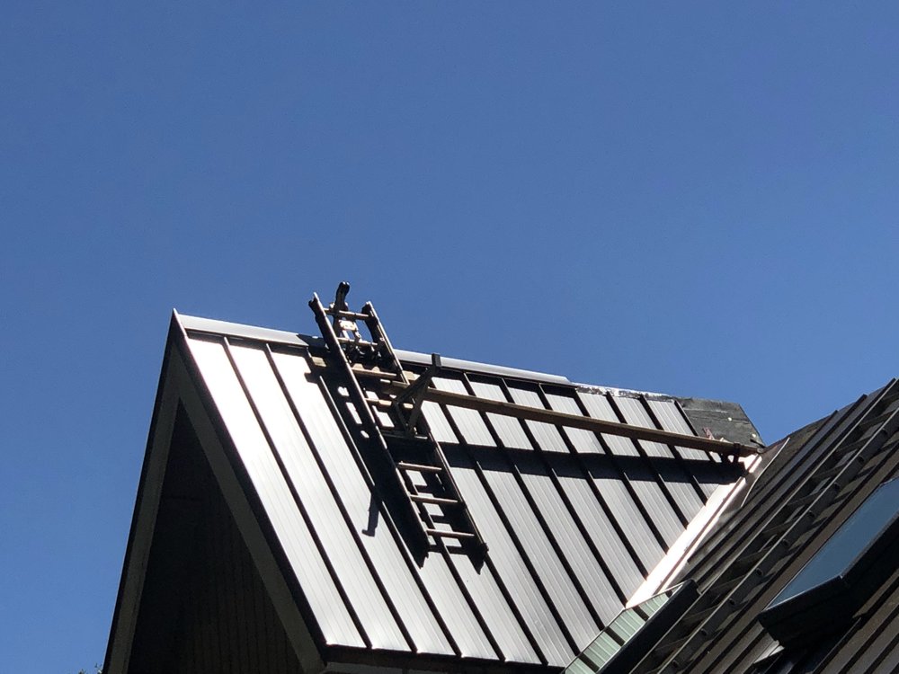 Slide of 916 Roofing