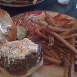 Crazy Burger - Goofy Gorgonzola burger