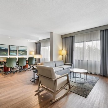 DoubleTree Suites by Hilton Hotel Raleigh - Durham - Guest room - Hotels Near Me - Durham, North Carolina DoubleTree Suites by Hilton Hotel Raleigh - Durham - Guest room - Hotels Near Me - Durham, North Carolina