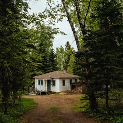 North Country Cottages - Cedar cottage, rustic and cozy