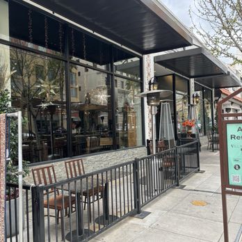 Anayas - Restaurant exterior - Mexican Near Me - Pasadena, California