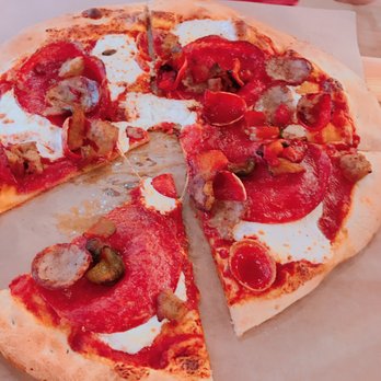 Snap Custom Pizza - Custom pizza with more traditional toppings - Pizza Near Me - State College, Pennsylvania