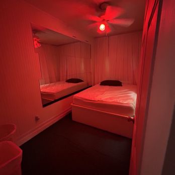 MOUNTAIN CREEK GROVE NUDIST RESORT - Updated October 2025 - 13 Photos