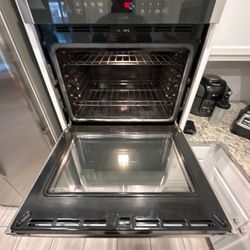 Appliance Company - Wall oven repair.