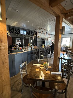 Swank - A Neighborhood Restaurant by null