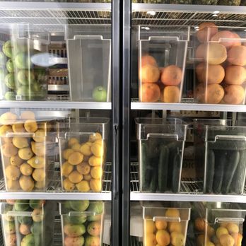 Green Crush - Stacked fresh fruits - Juice Bars & Smoothies Near Me - Glendale, California
