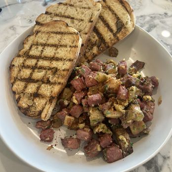 Middle Child - Beef hash - Breakfast & Brunch Near Me - Las Vegas, Nevada Middle Child - Beef hash - Breakfast & Brunch Near Me - Las Vegas, Nevada