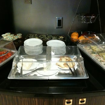 KLM Crown Lounge - crudité, cheeses, wraps - Airport Lounges Near Me - Houston, Texas KLM Crown Lounge - crudité, cheeses, wraps - Airport Lounges Near Me - Houston, Texas