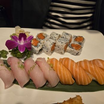 Sushi Bear Sushi & Grill - Hamachi,salmon & spicy tuna roll.fresh and good fish to rice proportion. - Sushi Bars Near Me - Jacksonville, Florida Sushi Bear Sushi & Grill - Hamachi,salmon & spicy tuna roll.fresh and good fish to rice proportion. - Sushi Bars Near Me - Jacksonville, Florida