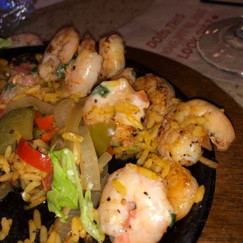 Applebee's Grill + Bar - Shrimp avoided in an attempt to NOT Experience the woos of food poisoning.  Frozen and not cooked completely. - American Near Me - Birmingham, Alabama
