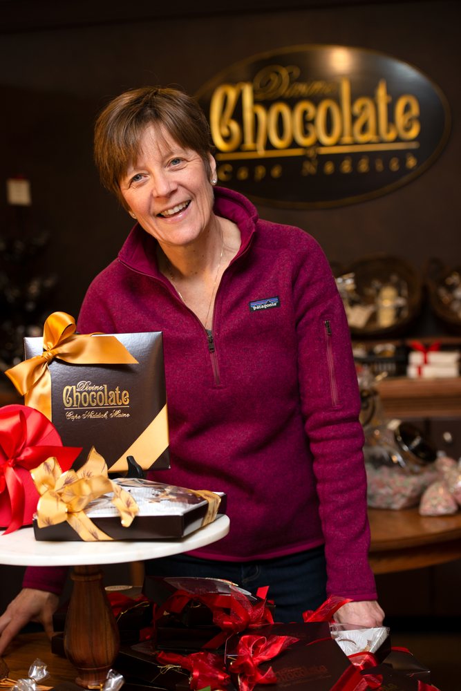 Divine Chocolate of Cape Neddick Logo
