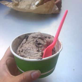 5280 Ice Cream - The single scoop Oreo icecream. ( I had already eaten half of it) - Ice Cream & Frozen Yogurt Near Me - Denver, Colorado 5280 Ice Cream - The single scoop Oreo icecream. ( I had already eaten half of it) - Ice Cream & Frozen Yogurt Near Me - Denver, Colorado