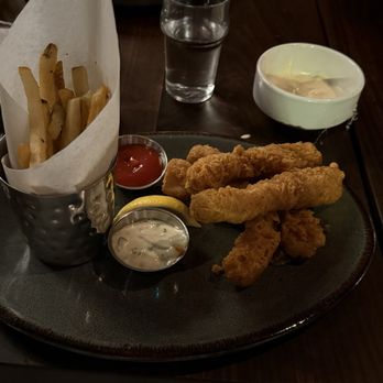 Eureka! - Fish & Chips - American Near Me - Mountain View, California
