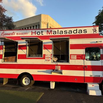 Leonard's Pearlridge Malasada Mobile - Food truck - Desserts Near Me - Aiea, Hawaii