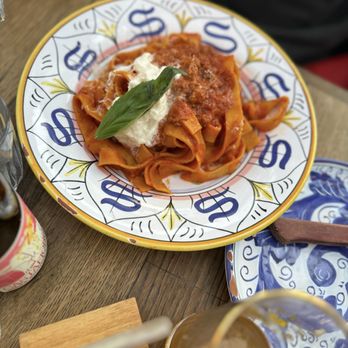 Pink Mamma - Bolognese - Steakhouses Near Me - Paris, 75 Pink Mamma - Bolognese - Steakhouses Near Me - Paris, 75
