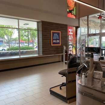 ALDI - the inside of a grocery store - Grocery Near Me - N Charleston, South Carolina ALDI - the inside of a grocery store - Grocery Near Me - N Charleston, South Carolina