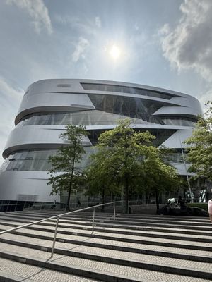 Mercedes-Benz Museum by null