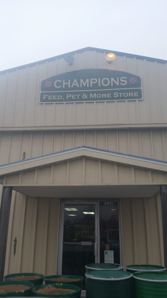 CHAMPIONS FEED, PET & MORE STORE Updated October 2024 1326 S Joplin
