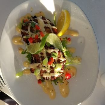 The Lobster Pot - Crab cakes - Seafood Near Me - Bristol, Rhode Island