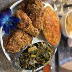 Sweet T'S Southern Eatery - Deep-Fried Chicken, mac and cheese with collard greens