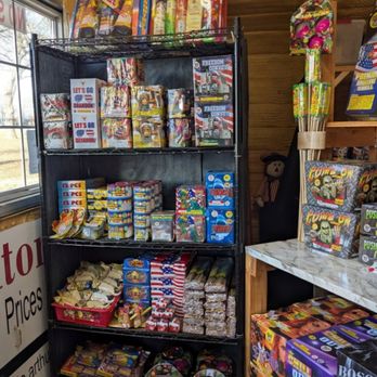 Family Fun Fireworks - Fireworks Near Me - Athens, Texas Family Fun Fireworks - Fireworks Near Me - Athens, Texas