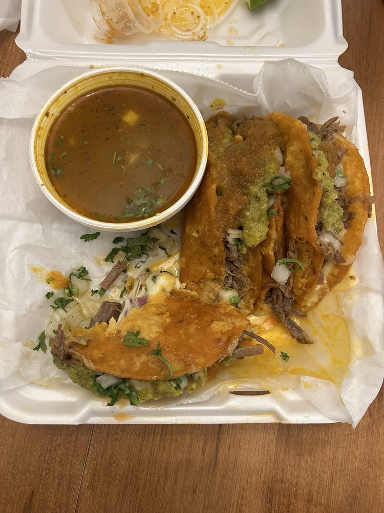 Taqueria El Camino — Mexican restaurant in Red Lion