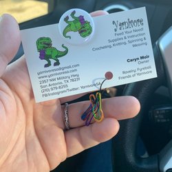 Yarnivore - Stitch markers and shop flair given to first time customers