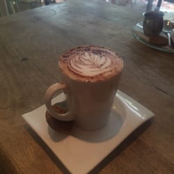 Flowers Of The World - Cappuccino