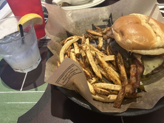 Sean Patricks by null