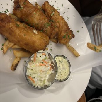 Matt The Miller's Tavern - 3-Piece Fish & Chips - American Near Me - Dublin, Ohio
