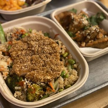 Pow Pow - Fried Chicken Fried Rice & Sichuan Dumplings - Asian Fusion Near Me - Washington, DC, District of Columbia Pow Pow - Fried Chicken Fried Rice & Sichuan Dumplings - Asian Fusion Near Me - Washington, DC, District of Columbia