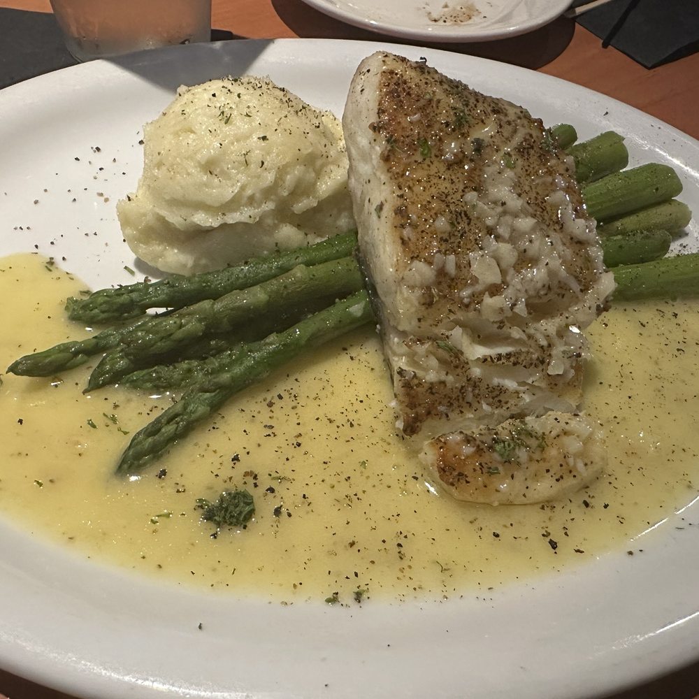 Cafe Mundial - Halibut Special - Lounges Near Me - Monrovia, California