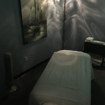 Backrubz - Treatment room at Backrubz - Massage Therapy Near Me - Redding, California Backrubz - Treatment room at Backrubz - Massage Therapy Near Me - Redding, California