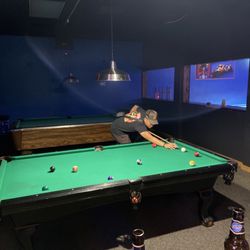 Corner pocket
